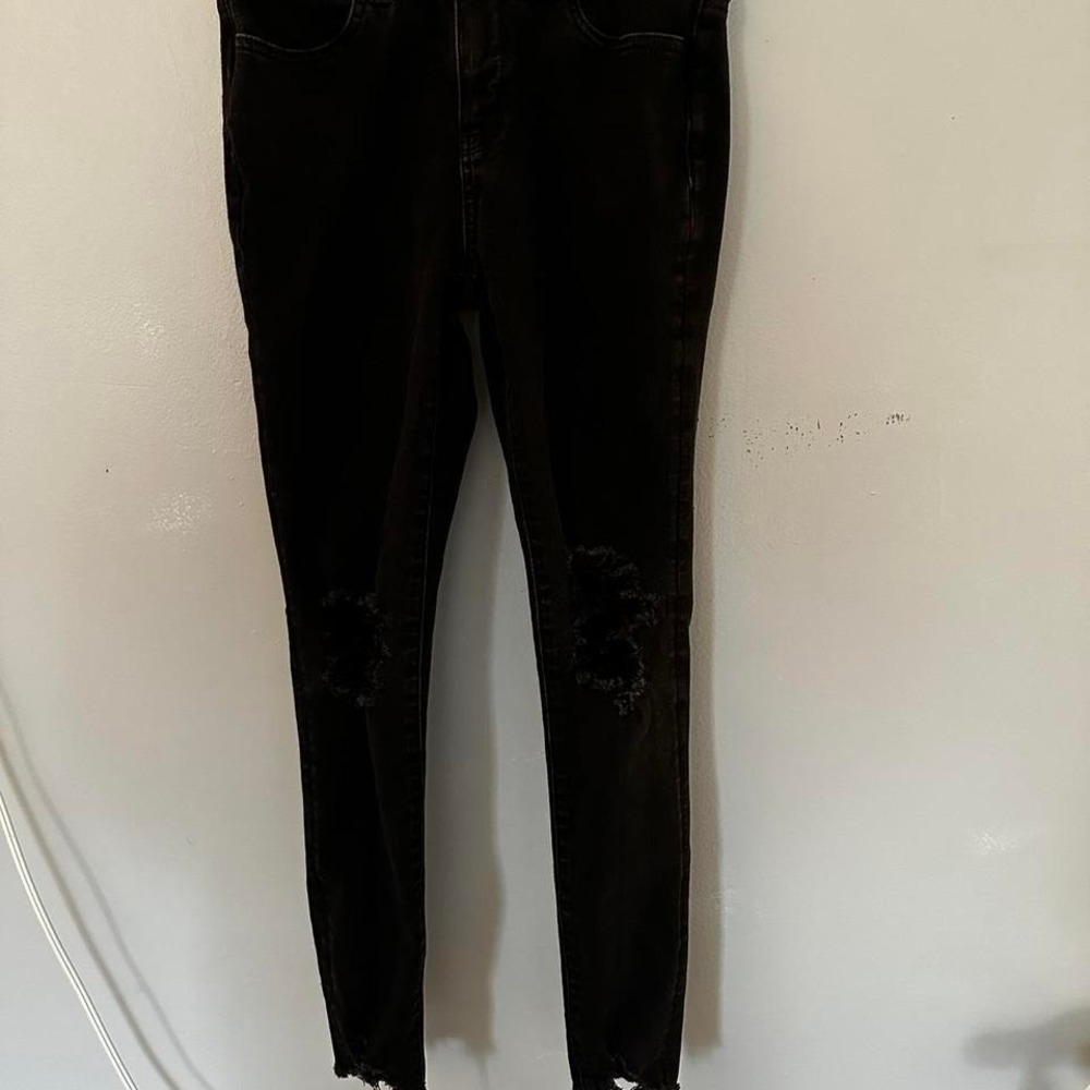 American Eagle Ripped Jeans